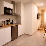 Dozzze Julieta Apartahotel