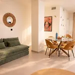 Apartahotel Dozzze Julieta Alicante